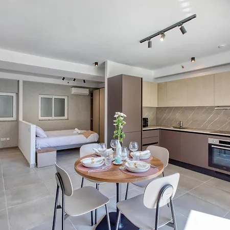 Appartement Luxury Heart Of St Julians Sleeps 5 San Pawl il-Baħar