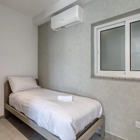 Appartement Luxury Heart Of St Julians Sleeps 5 San Pawl il-Baħar