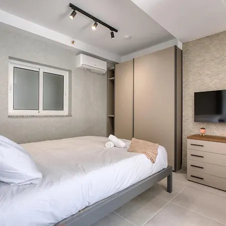 شقة Luxury Heart Of St Julians Sleeps 5
