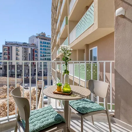 Apartment Luxury Heart Of St Julians Sleeps 5 St. Paul's Bay