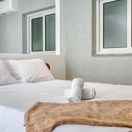 Luxury Heart Of St Julians Sleeps 5 خليج سانت بول