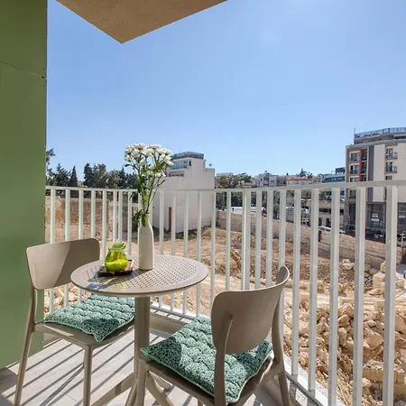 Apartment Luxury Heart Of St Julians Sleeps 5 St. Paul's Bay